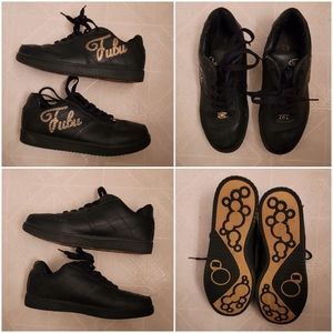Leather shoes womans fubu black Like New